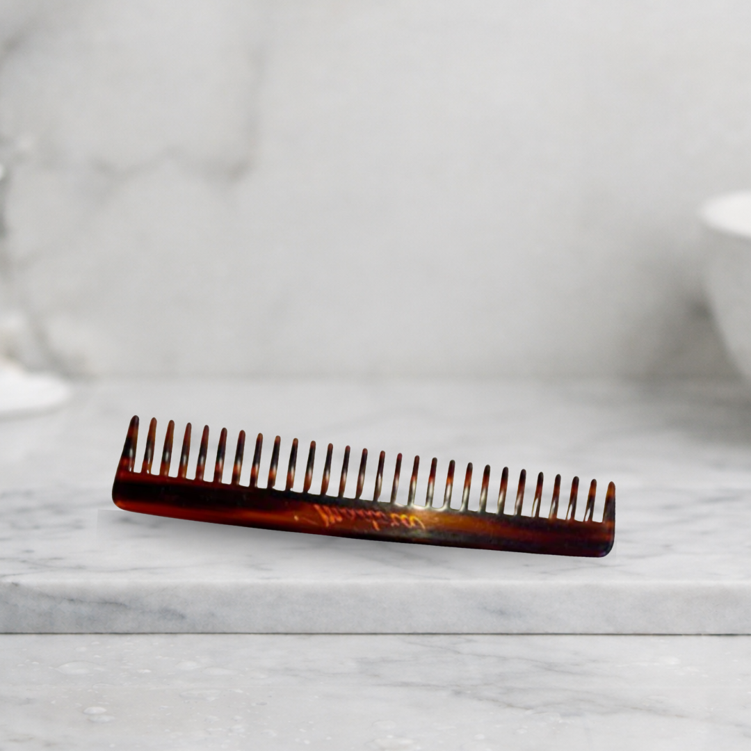 Long and Narrow Comb